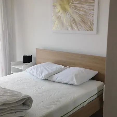 Appartement Emplacement Exceptionnel / Vue Etang De *