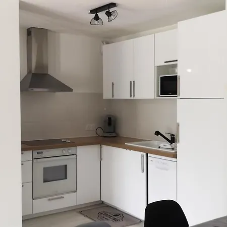 Apartment Emplacement Exceptionnel / Vue Etang De *